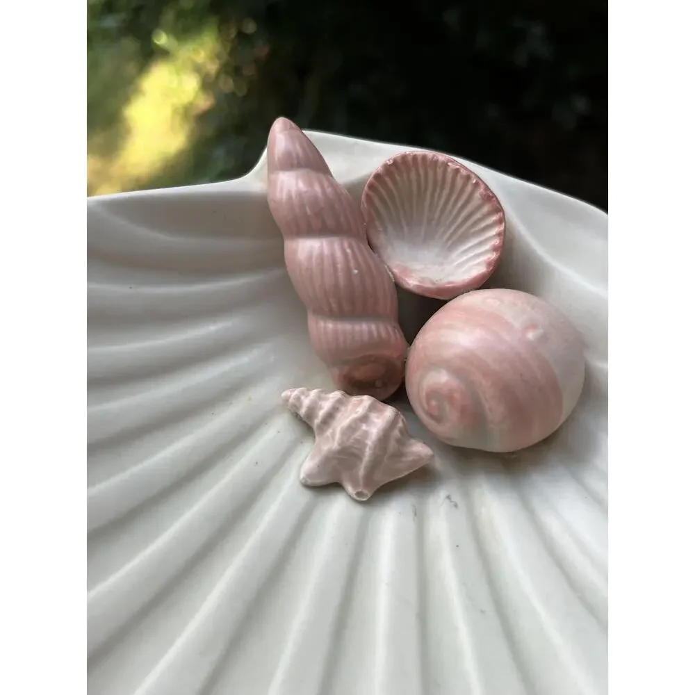Fitz and Floyd 1981 Scallop Shell Dish, Pink Seashells, Ocean Sea Decor